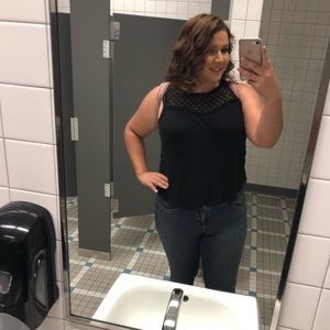 Meet your Posher, Daniela